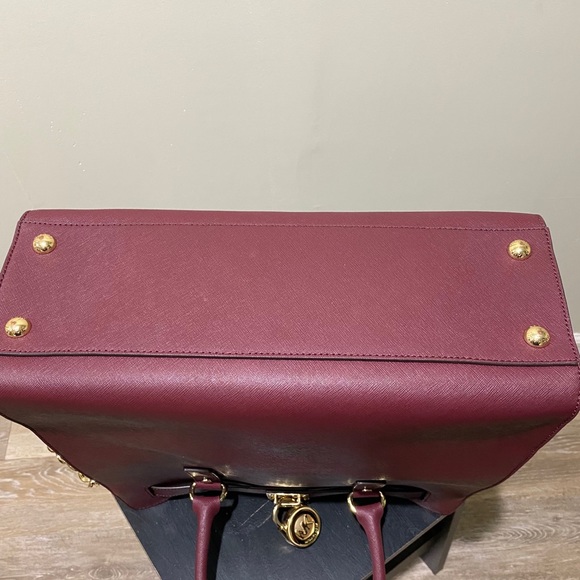 Michael Kors Large Hamilton Traveler Bag - Picture 5 of 5